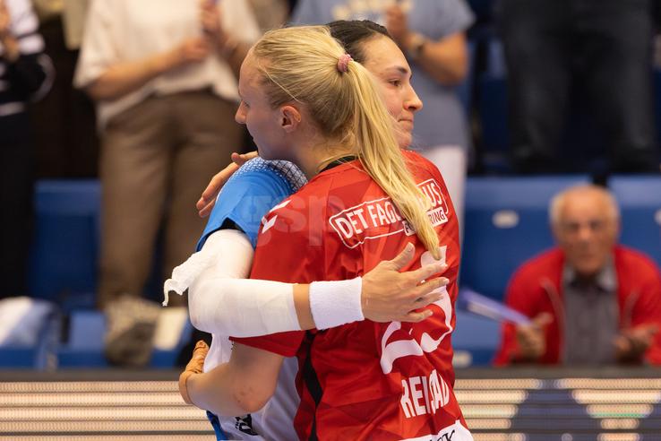 Cristina Neagu, în meciul Esbjerg - CSM București 26-22 FOTO: Ionuț Iordache (GSP)