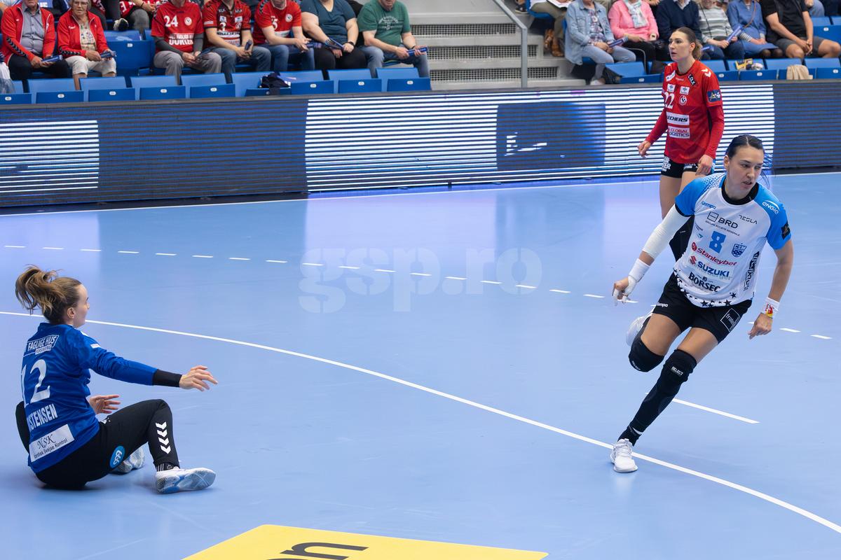 50 de fotografii cu Cristina Neagu la ultimul meci al ei în Liga Campionilor