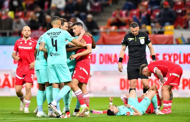 Dinamo marchează pe final și o încurcă pe CFR Cluj » Dan Petrescu a terminat partida în genunchi, iar FCSB are o mână și jumătate pe trofeu