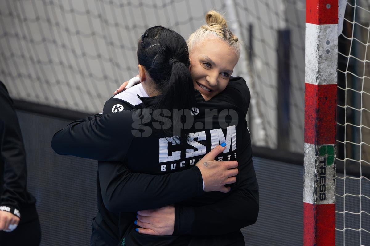 50 de fotografii cu Cristina Neagu la ultimul meci al ei în Liga Campionilor