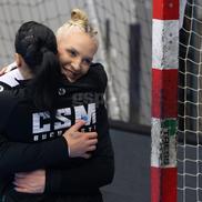 Cristina Neagu, în meciul Esbjerg - CSM București 26-22 FOTO: Ionuț Iordache (GSP)