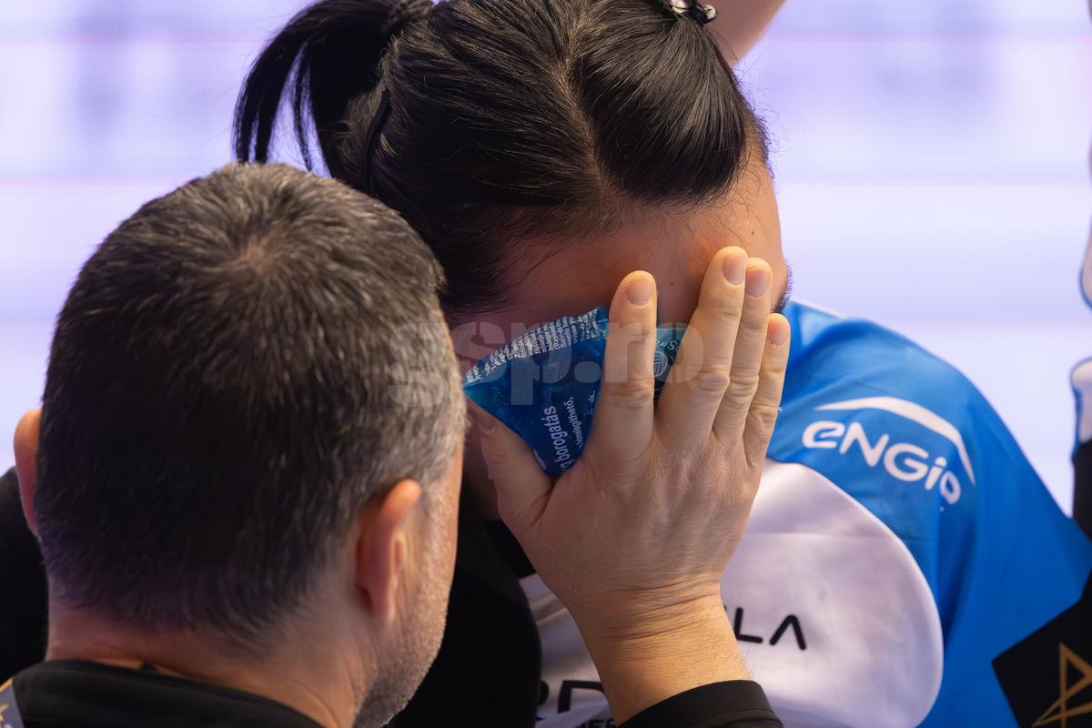 Cristina Neagu și-a luat adio de la Liga Campionilor cu 50 de imagini pentru istoria handbalului » Cadre fantastice surprinse de GSP: lacrimi, culoar special de retragere și moment magnific cu Reistad