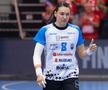 Cristina Neagu, în meciul Esbjerg - CSM București 26-22 FOTO: Ionuț Iordache (GSP)