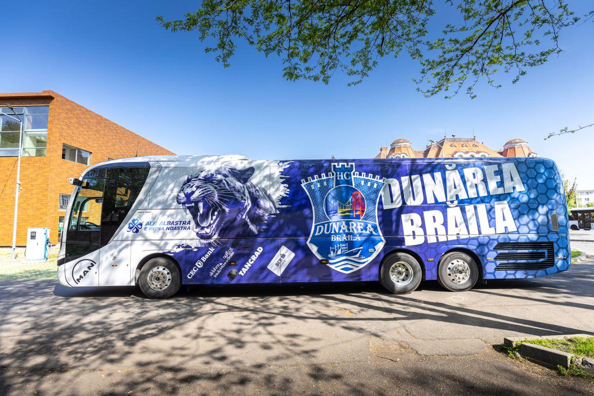 Noul autocar al celor de la Dunărea Brăilă