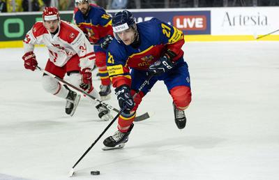 România a încasat a doua înfrângere la Campionatul Mondial, dar a obținut primul punct » Arbitrii și echipa adversă, huiduiți puternic de fanii tricolorilor