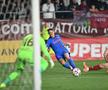Alex Pașcanu, dreapta jos, s-a accidentat în derby-ul cu FCSB FOTO: Eduard Vânătoru