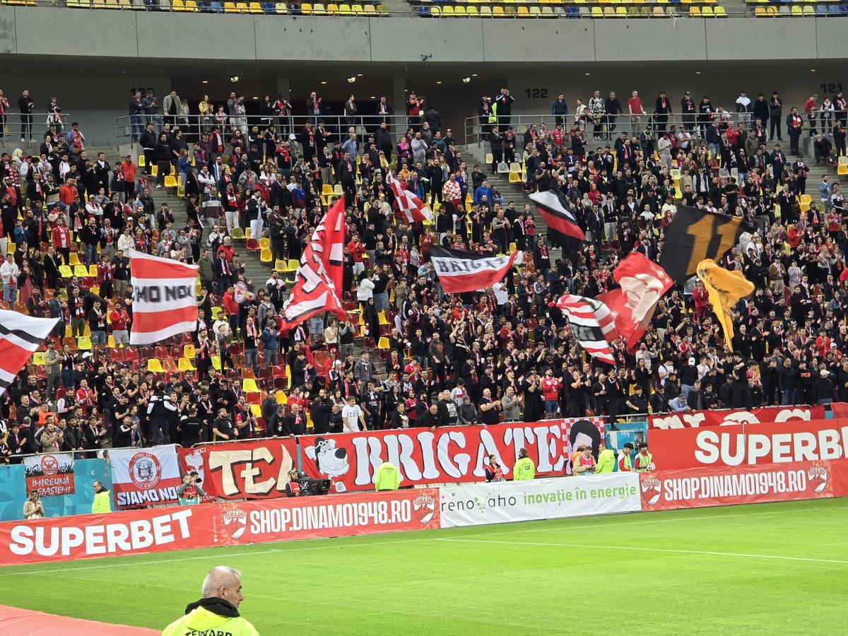 DNL a părăsit Tribuna a II-a după ce Peluza Sud nu s-a prezentat la meci