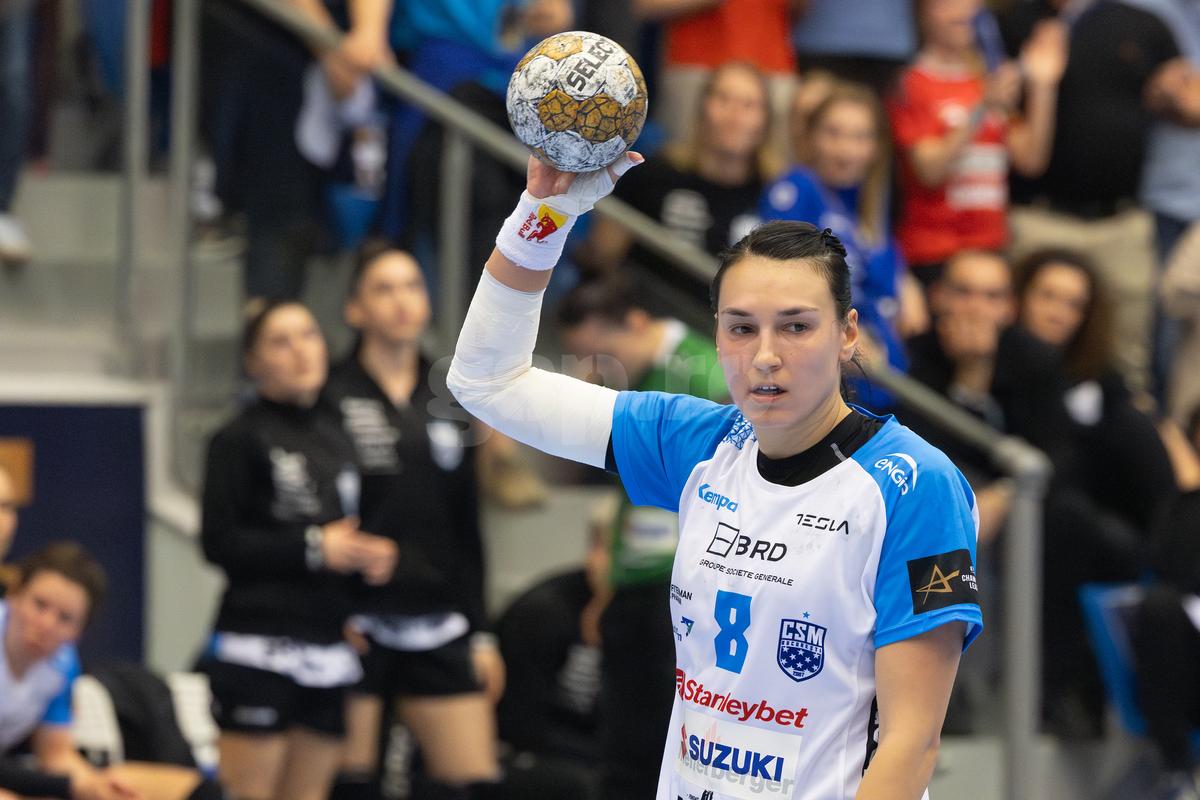 50 de fotografii cu Cristina Neagu la ultimul meci al ei în Liga Campionilor