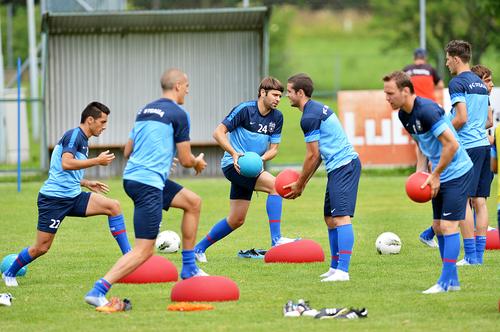 Raul Rusescu, cu numărul 24, în cantonamentul FCSB-ului // foto: arhivă GSP