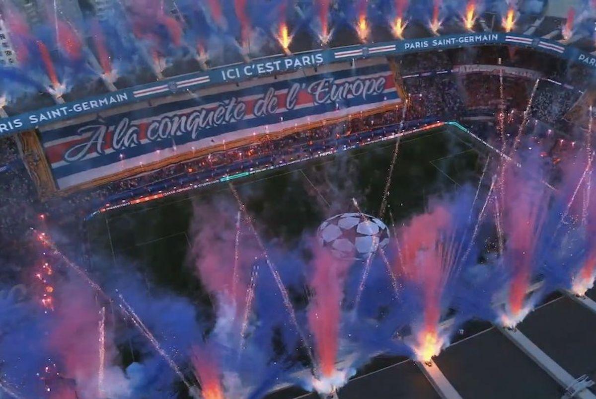 Scenografie fantastică la PSG - Bayern! Torțe, artificii și Napoleon „reinterpretat” pe Parc des Princes: „Să cucerim Europa!”