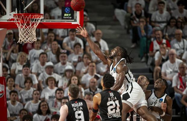 JL Bourg a triumfat în EuroCup! Adam Mokoka, fostul jucător al lui U-BT Cluj-Napoca, a fost MVP-ul finalei: „A fost un război și l-am câștigat”