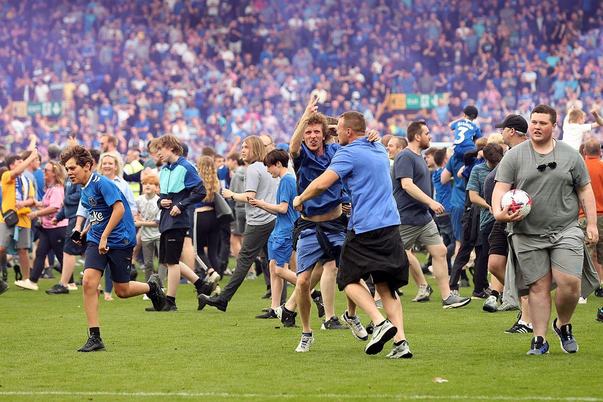 Final dramatic de sezon în Premier League! Everton se salvează și trimite în Championship două foste campioane