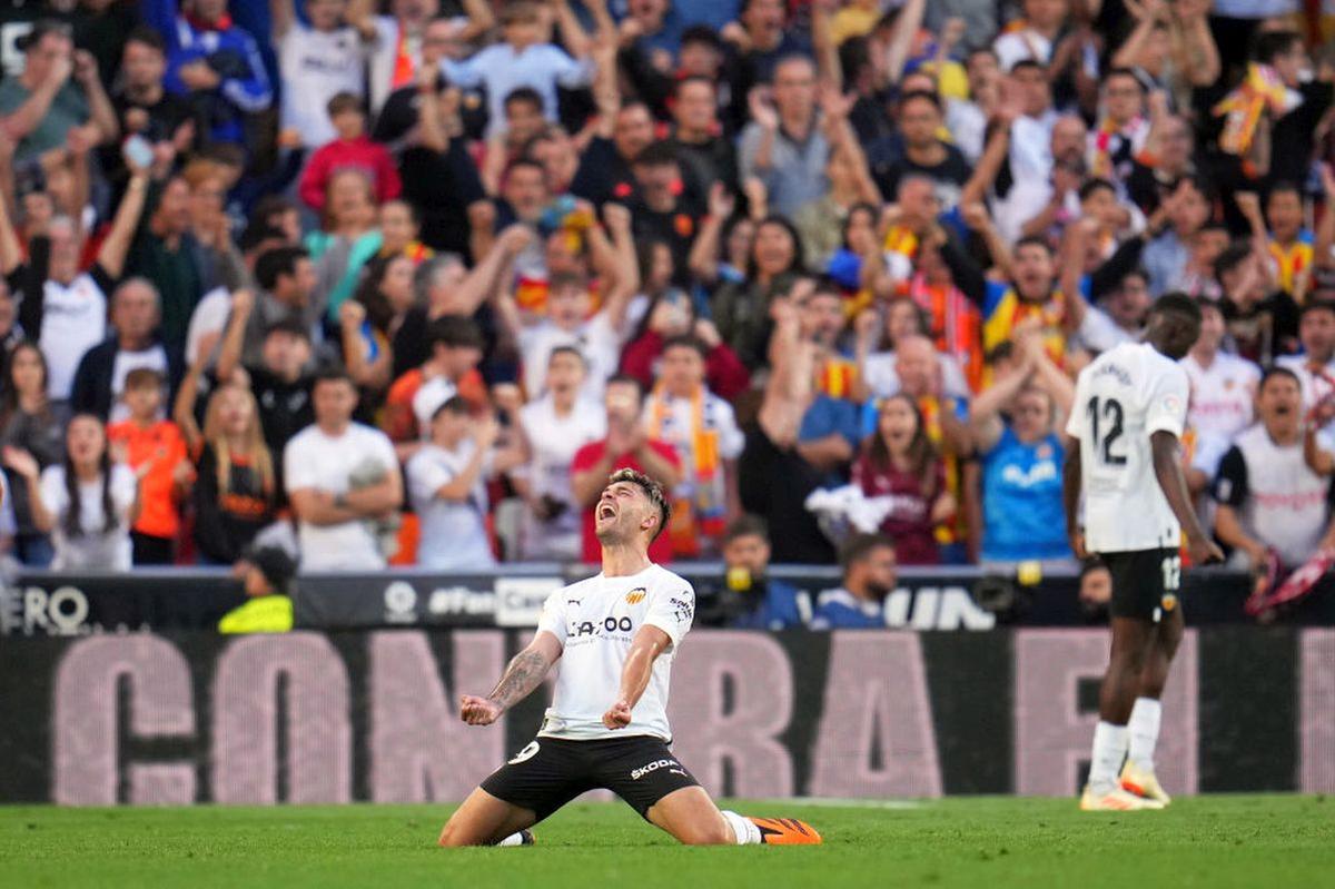 Valencia - Espanyol 2-2 » Derby nebun la retogradare! „Liliecii” au egalat în minutul 90+3, dar tot nu sunt siguri de rămânerea în La Liga