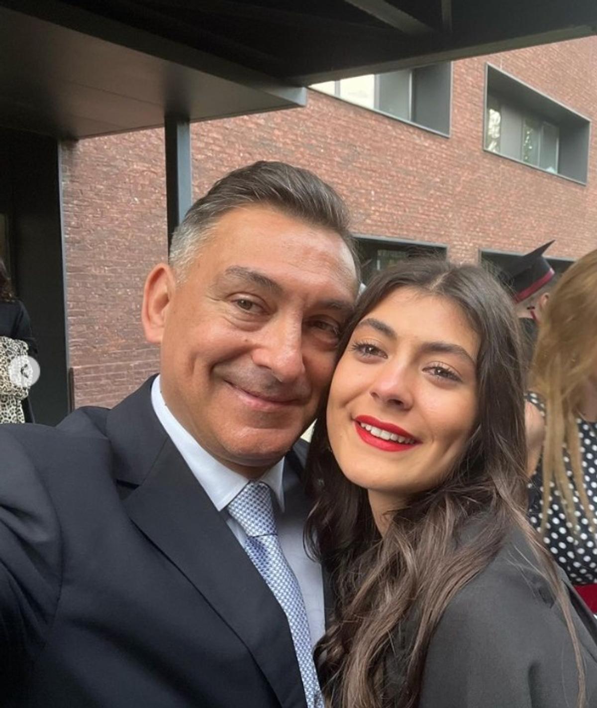 Reacția lui Ilie Dumitrescu atunci când a văzut o poză recentă cu unica lui fiică: „E o relație specială între ei!” » În brațele cui apare Mayra