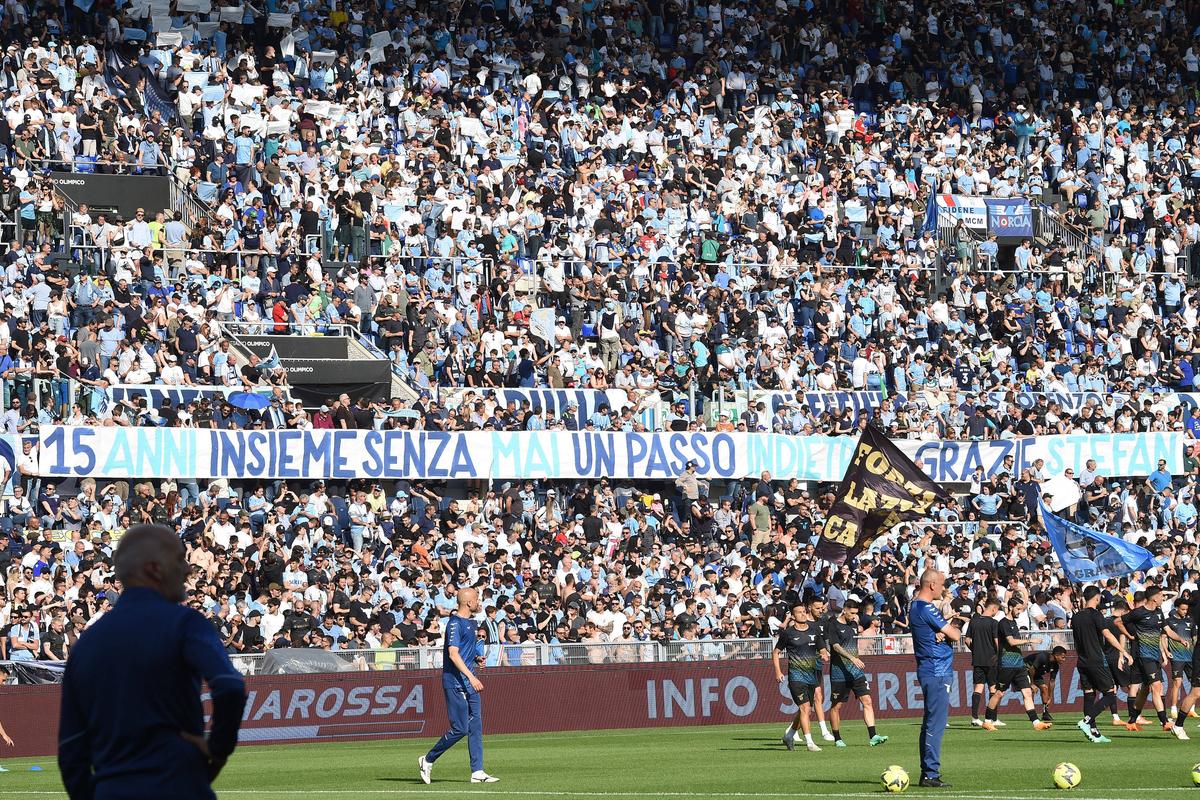 Ștefan Radu, „Il Boss”: 15 ani, 427 de meciuri și 6 trofee în culorile lui Lazio! Maurizio Sarri îl propune în conducere, dar clubul l-a trimis altundeva