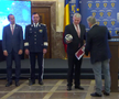 Imagini de neînțeles la sosirea lui Dinamo! » Gardă de onoare, antemergătoare BMW și circulație blocată
