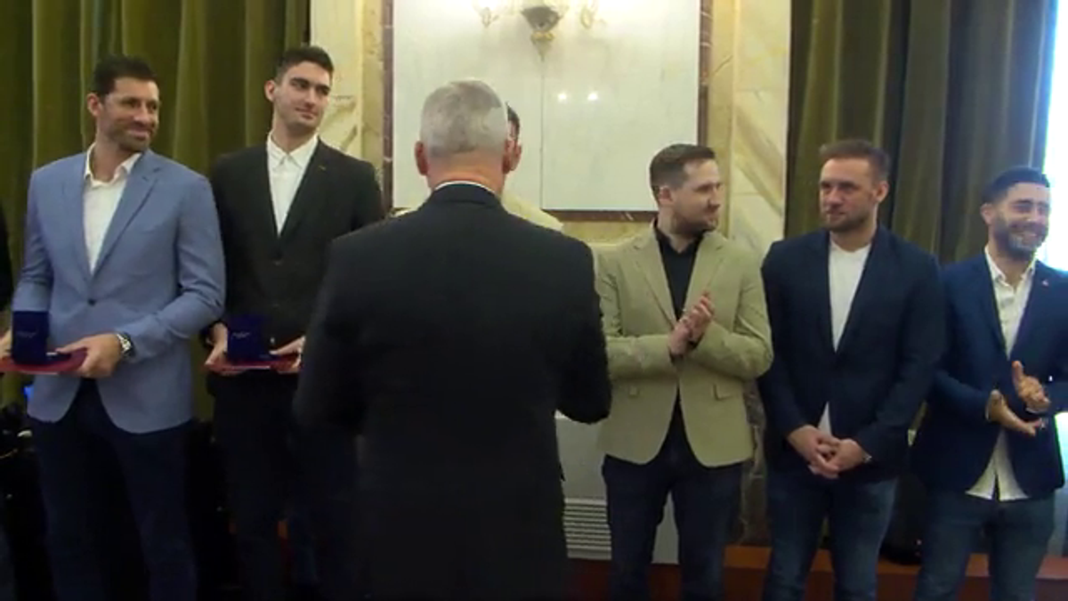 Dinamo - handbal, primire nemaivăzută