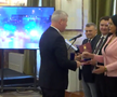Imagini de neînțeles la sosirea lui Dinamo! » Gardă de onoare, antemergătoare BMW și circulație blocată