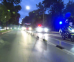 Imagini de neînțeles la sosirea lui Dinamo! » Gardă de onoare, antemergătoare BMW și circulație blocată