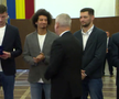 Imagini de neînțeles la sosirea lui Dinamo! » Gardă de onoare, antemergătoare BMW și circulație blocată