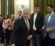 Imagini de neînțeles la sosirea lui Dinamo! » Gardă de onoare, antemergătoare BMW și circulație blocată