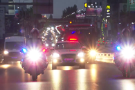 Imagini de neînțeles la sosirea lui Dinamo! » Gardă de onoare, antemergătoare BMW și circulație blocată + decorații de la ministrul de Interne