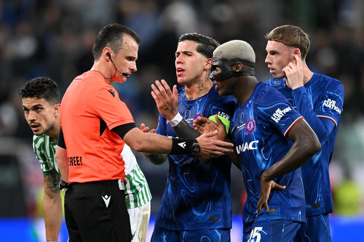 Betis - Chelsea 1-4 » Londonezii și-au umilit adversarii pe finalul meciului și au câștigat UEFA Conference League