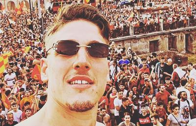 „Era beat, a urinat în vestiar! A băgat doi tineri jucători în spital” » Dezvăluiri șocante: ce riscă fotbalistul care a declanșat scandalul momentului din Serie A