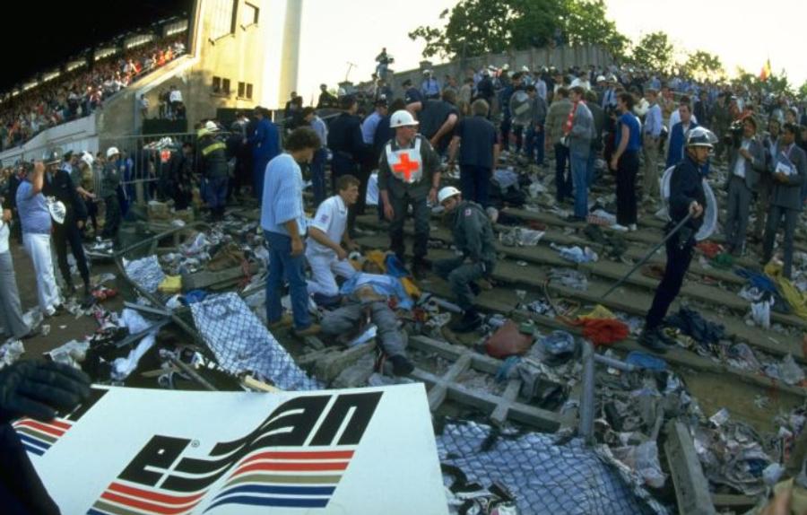 Imaginile Dezastrului Heysel produs pe 29 mai 1985 la Bruxelles, la finala Cupei Campionilor Europeni, Juventus - Liverpool / Foto: Facebook 40 de ani de la Heysel! » „Vestiarul era spital de front. Finala nu s-ar fi jucat dacă ar fi fost internet atunci!”