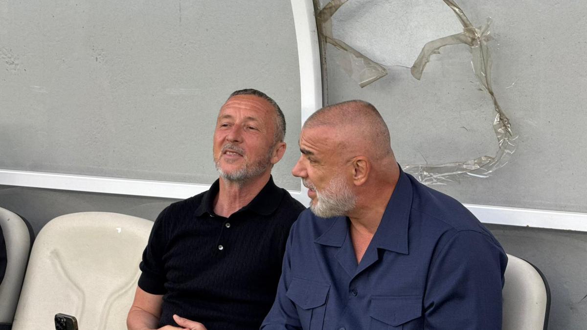 Rămâne cum am stabilit: duelul UEFAntastic s-a încheiat precum în urmă cu două decenii » Pe gazon, FCSB - Rapid n-a fost deloc un demonstrativ
