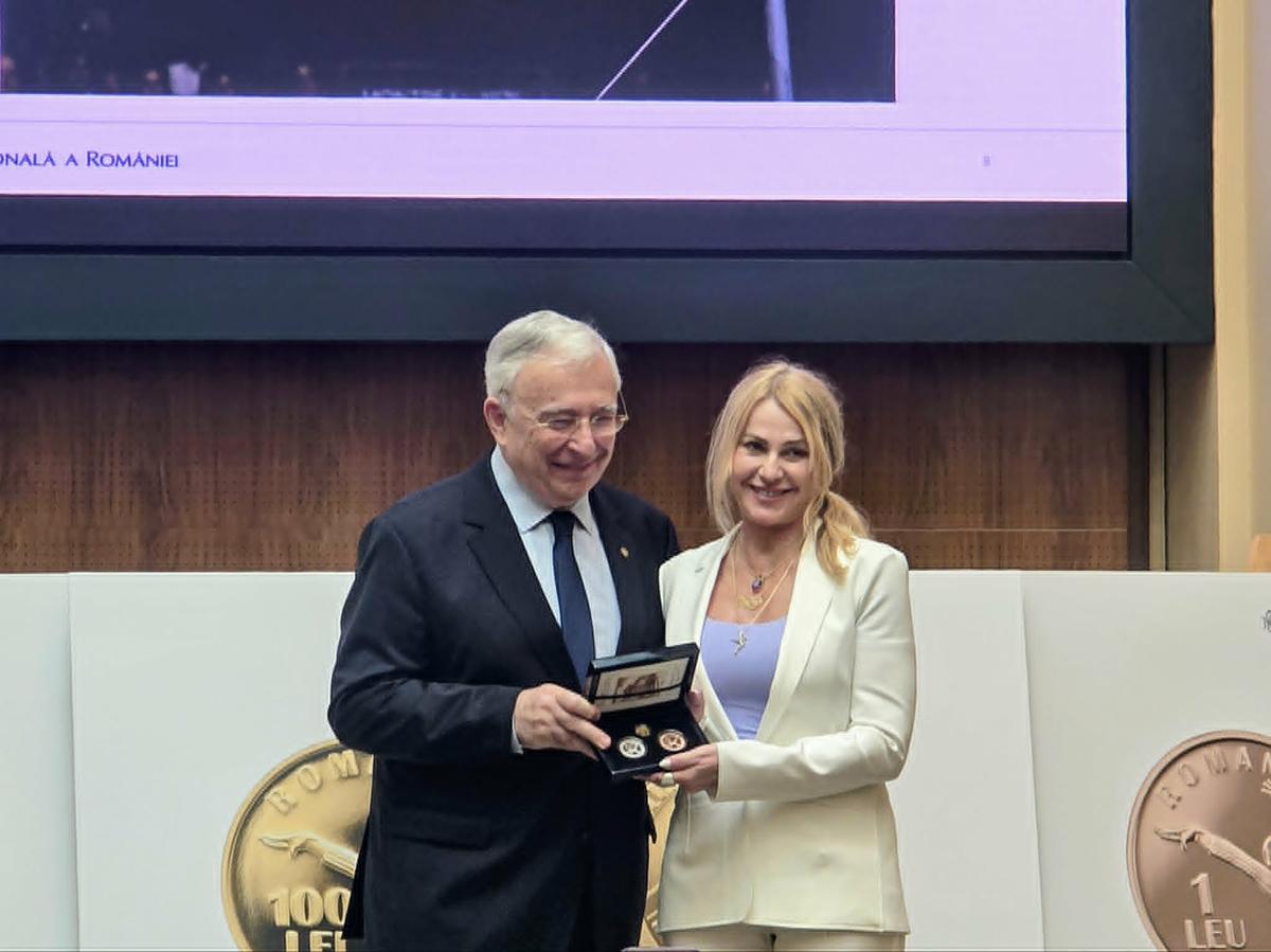 BNR a omagiat-o pe Nadia Comăneci printr-o emisiune numismatică: „O să pun aceste monede lângă medaliile de la Montreal”