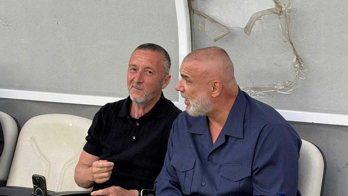 Rămâne cum am stabilit: duelul UEFAntastic s-a încheiat precum în urmă cu două decenii » Pe gazon, FCSB - Rapid n-a fost deloc un demonstrativ