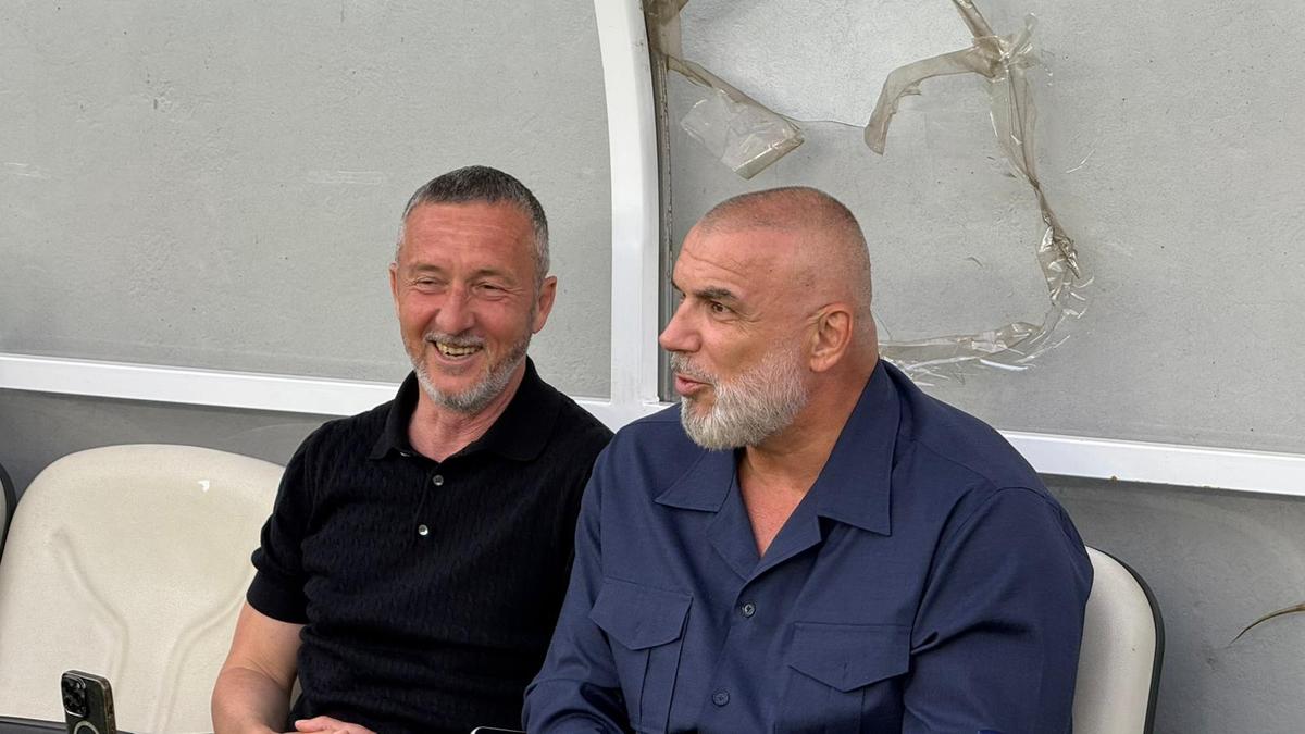 Rămâne cum am stabilit: duelul UEFAntastic s-a încheiat precum în urmă cu două decenii » Pe gazon, FCSB - Rapid n-a fost deloc un demonstrativ