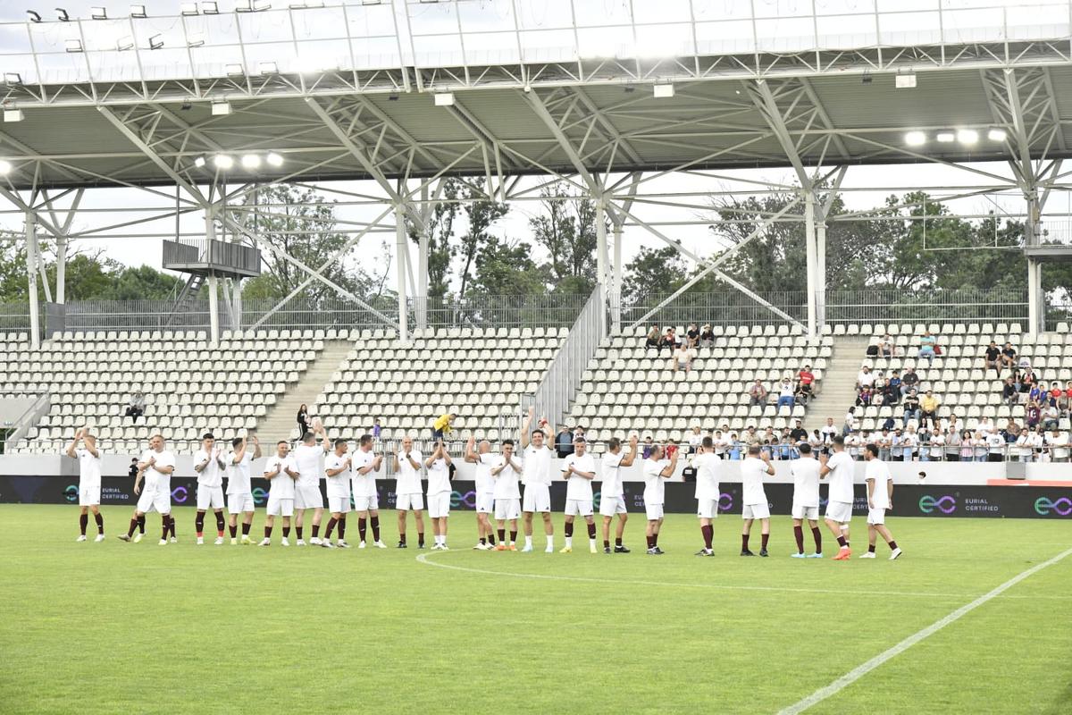 Rămâne cum am stabilit: duelul UEFAntastic s-a încheiat precum în urmă cu două decenii » Pe gazon, FCSB - Rapid n-a fost deloc un demonstrativ