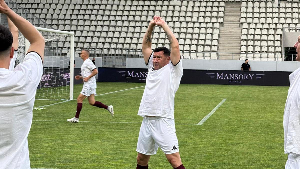 Rămâne cum am stabilit: duelul UEFAntastic s-a încheiat precum în urmă cu două decenii » Pe gazon, FCSB - Rapid n-a fost deloc un demonstrativ