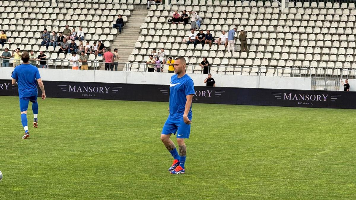 Rămâne cum am stabilit: duelul UEFAntastic s-a încheiat precum în urmă cu două decenii » Pe gazon, FCSB - Rapid n-a fost deloc un demonstrativ