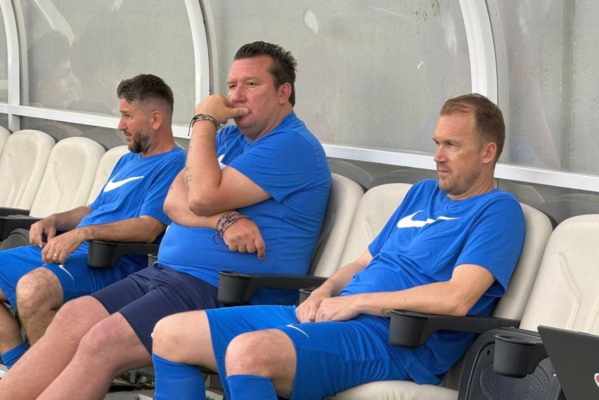 Rămâne cum am stabilit: duelul UEFAntastic s-a încheiat precum în urmă cu două decenii » Pe gazon, FCSB - Rapid n-a fost deloc un demonstrativ