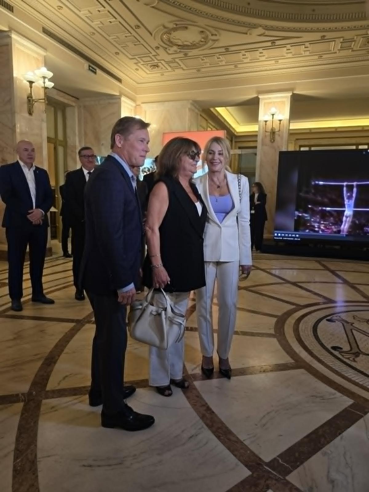 BNR a omagiat-o pe Nadia Comăneci printr-o emisiune numismatică: „O să pun aceste monede lângă medaliile de la Montreal”