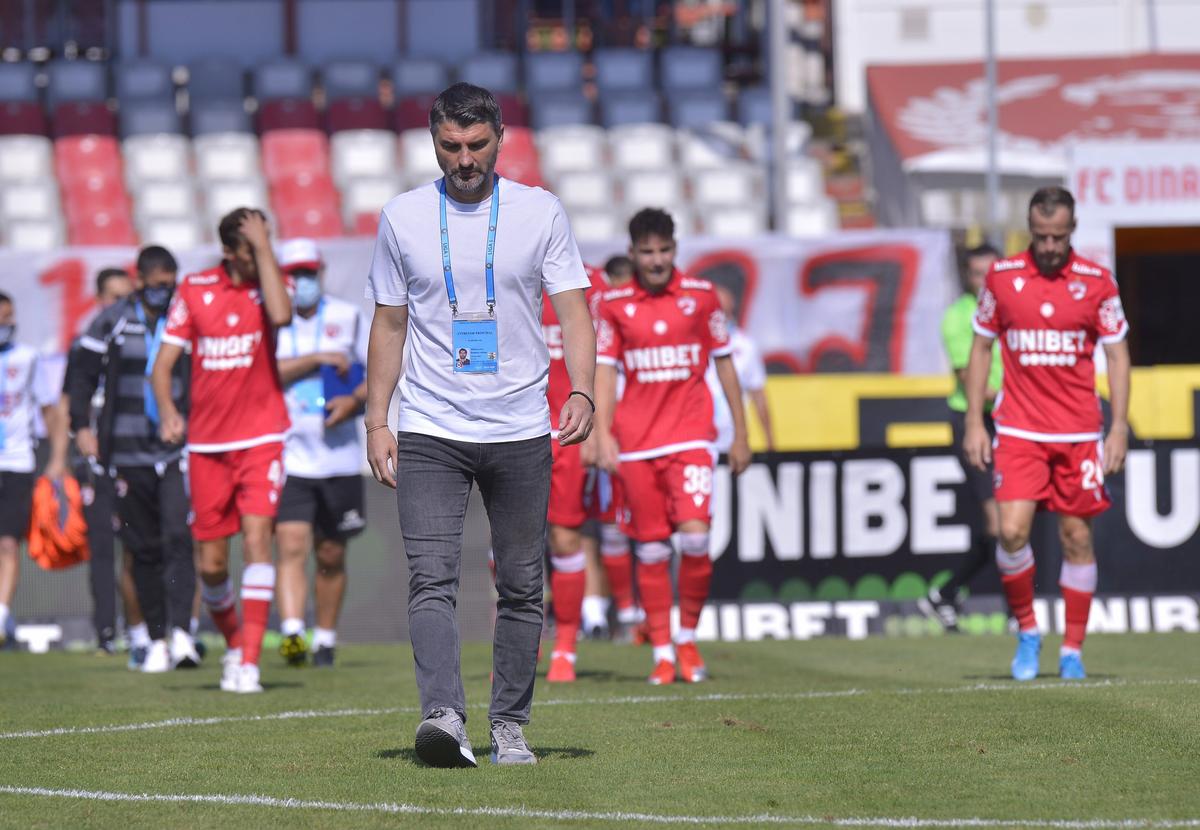DINAMO - VOLUNTARI 0-1. FOTO Rușine fără precedent! Dinamo pierde și cu Voluntari, 0-1, și rămâne ULTIMA în Liga 1 » Cum arată clasamentul