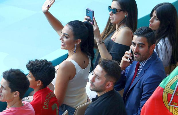 Georgina și Cristiano pe Netflix? Cum a apărut iubita lui Ronaldo la Belgia - Portugalia