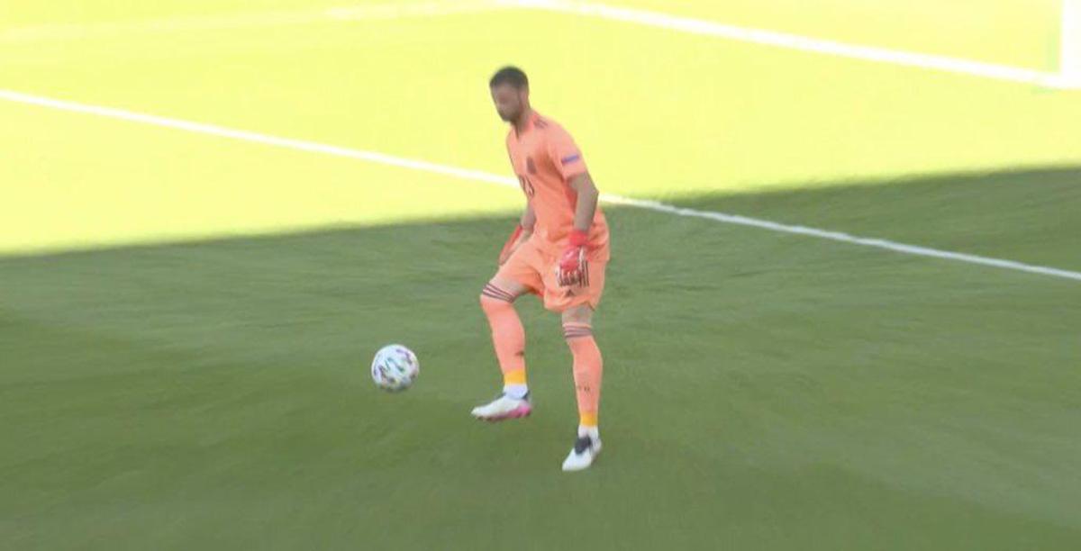 Autogol incredibil în Croația - Spania! Record nebun la Euro