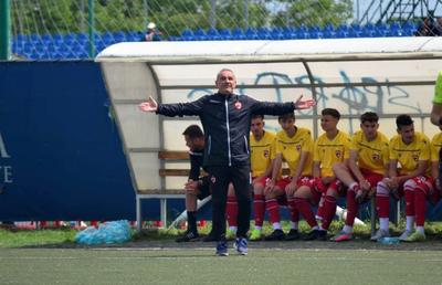 O nouă problemă la Dinamo » Omul adus de Zăvăleanu s-a săturat de incertitudine: „Trebuie să ştiu dacă rămân sau plec”