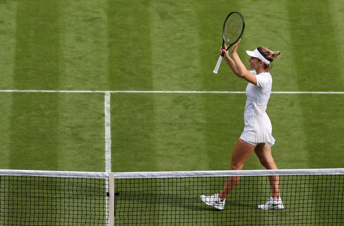 Simona Halep, sperietură în meciul cu Muchova » Întreaga audiență a amuțit pentru câteva clipe