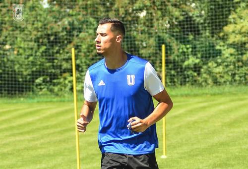 FCU Craiova a oficializat transferul fundașului central Andre Duarte (24 de ani) de la Estrela Amadora, liga a doua din Portugalia.