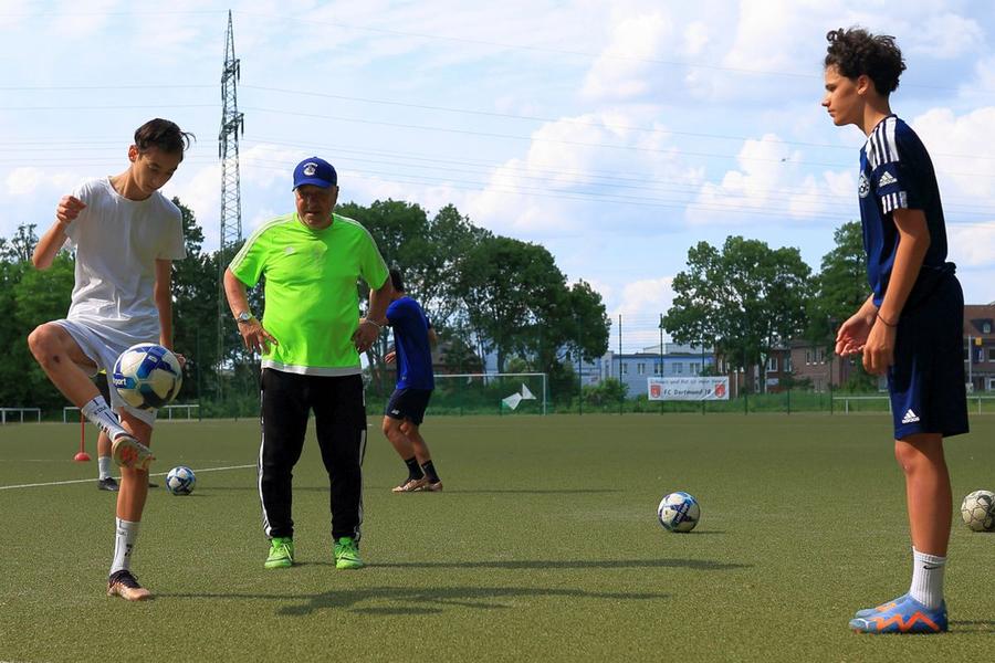 Marcel Răducanu, dialog cu Gazeta la Dortmund: „Am 10 operații, două stenturi și 3 bypass-uri, dar la 69 de ani nu mai am așa multe pretenții”