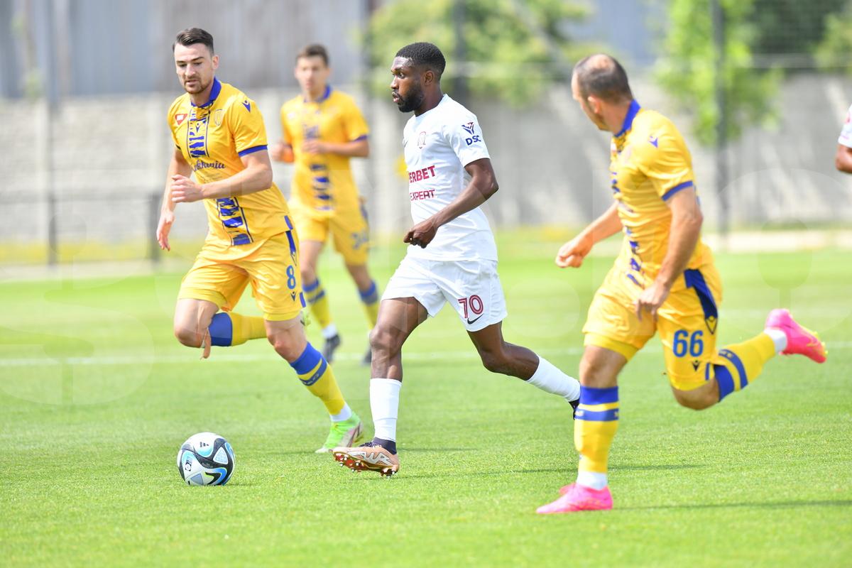 Jayson Papeau l-a pus la punct pe Gigi Becali: „Să ne lase în pace, să mai vadă o dată Rapid - FCSB 5-1. Îi mai batem de 10 ori!”