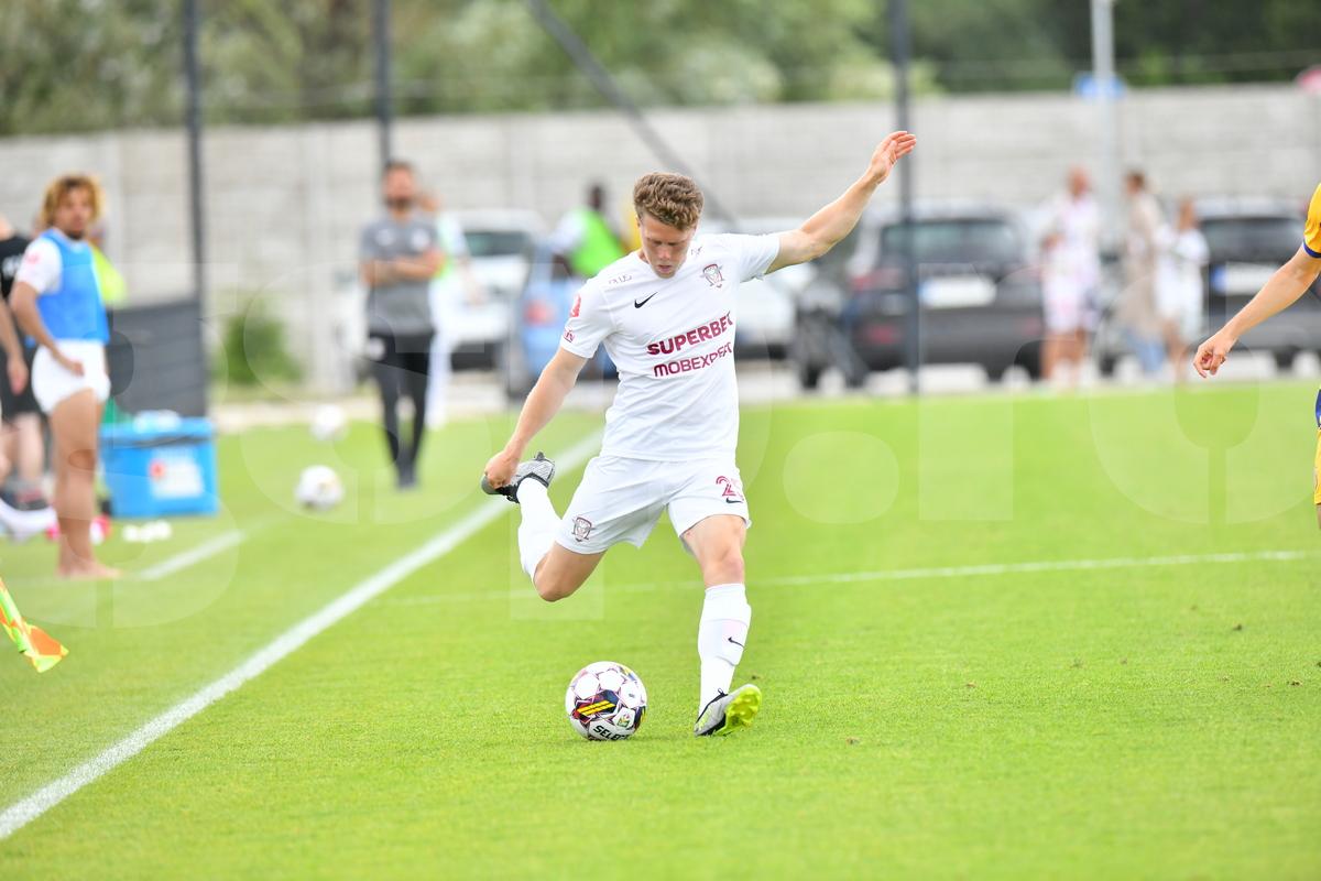 Jayson Papeau l-a pus la punct pe Gigi Becali: „Să ne lase în pace, să mai vadă o dată Rapid - FCSB 5-1. Îi mai batem de 10 ori!”
