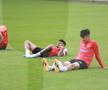 Una caldă, alta rece pentru FCSB: a ajuns Mihai Pintilii, dar întârzie Siyabonga Ngezana » Noua problemă care-l împiedică pe sud-african să se alăture bucureștenilor