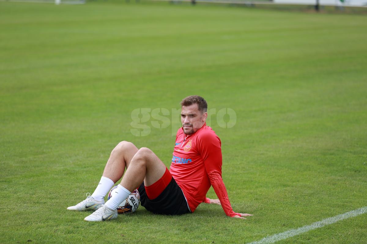 „Să consemnați cu exactitate cine a câștigat!” » SHOW cu MM, Charalabous și Mache la fotbal-tenis, în cantonamentul FCSB