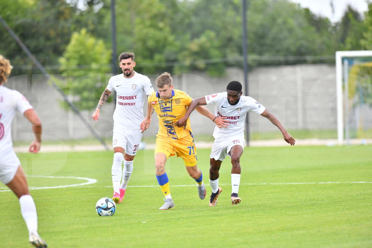 Jayson Papeau l-a pus la punct pe Gigi Becali: „Să ne lase în pace, să mai vadă o dată Rapid - FCSB 5-1. Îi mai batem de 10 ori!”